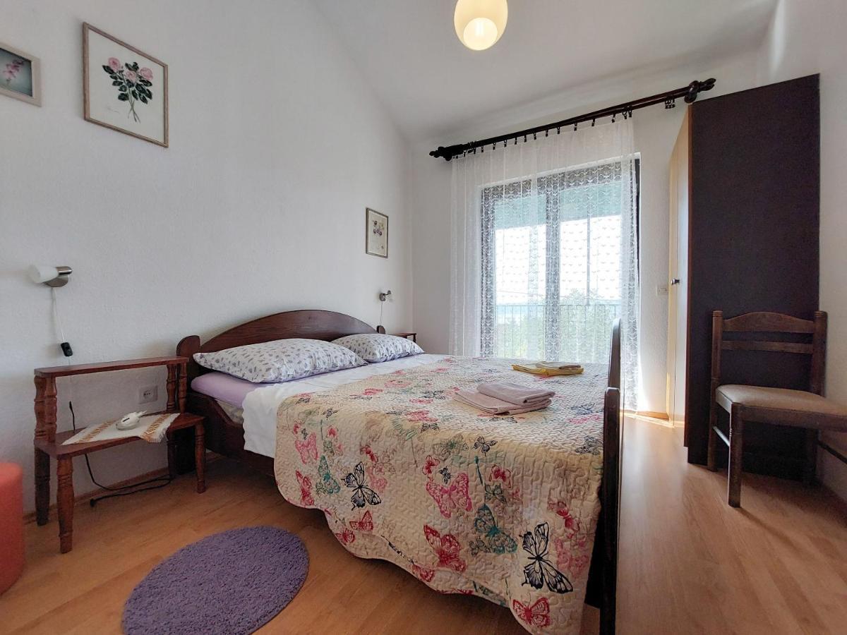 Apartments Vilim Pinezići Kültér fotó