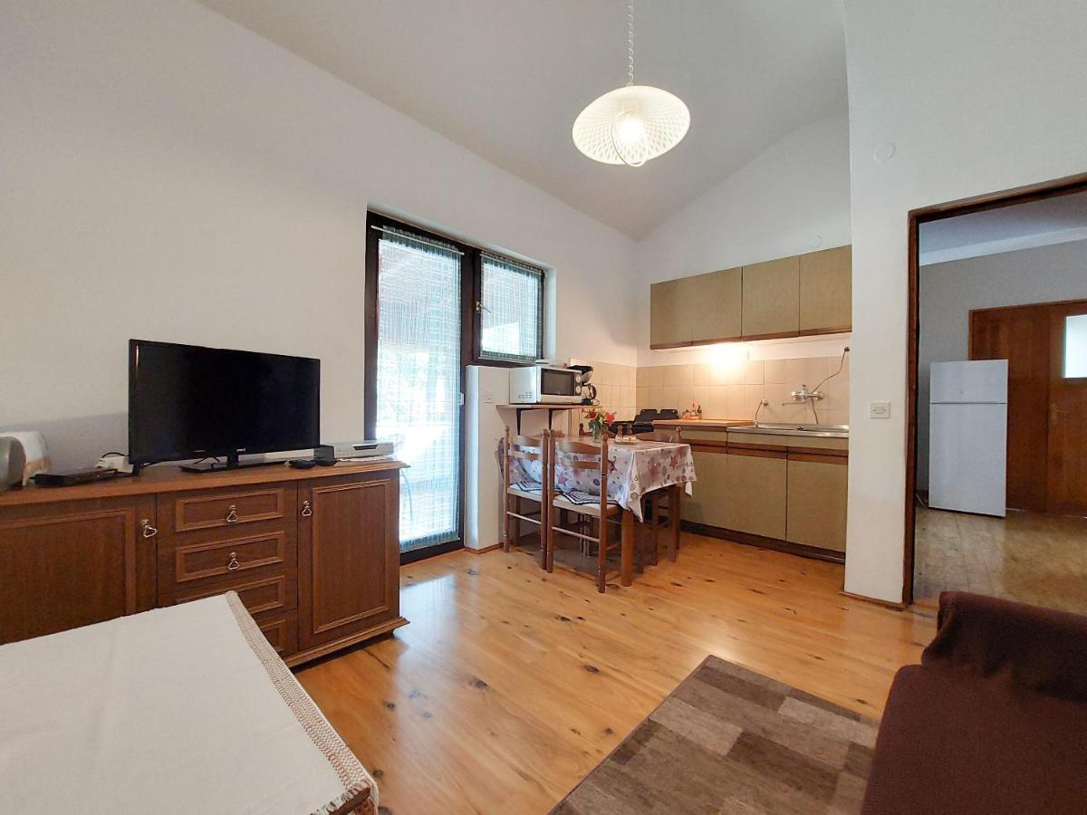 Apartments Vilim Pinezići Kültér fotó