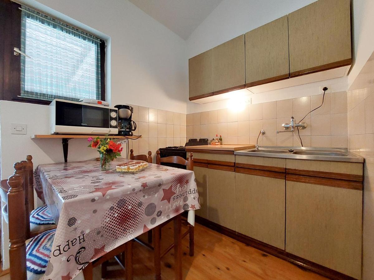 Apartments Vilim Pinezići Kültér fotó