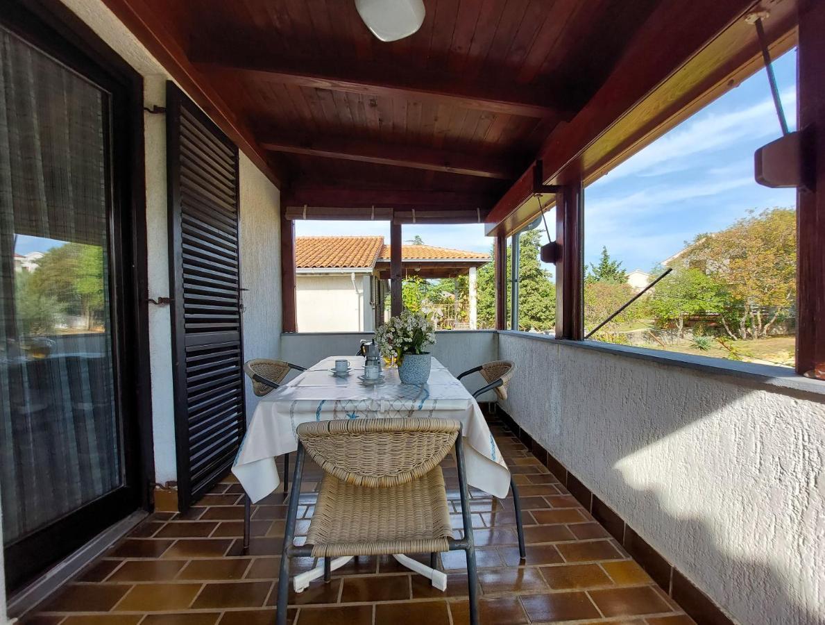 Apartments Vilim Pinezići Kültér fotó